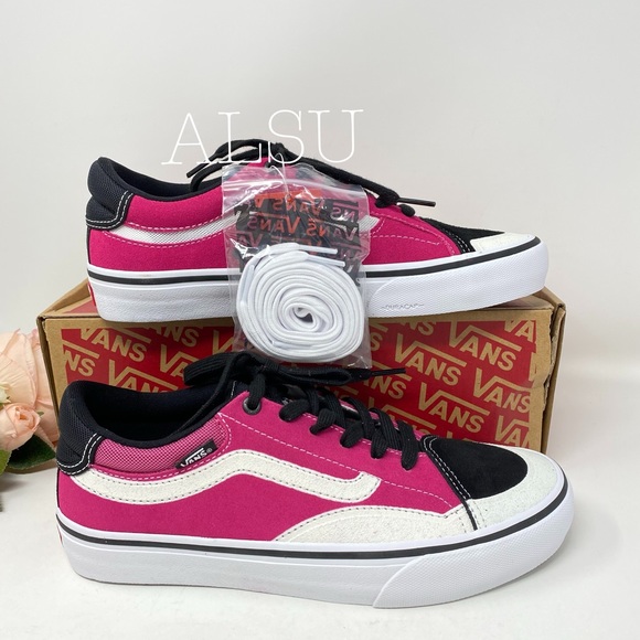 Vans Shoes - VANS TNT Advanced Protein Black Magenta Suede W